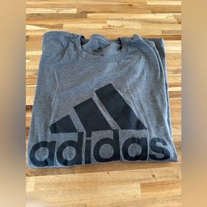 Men’s adidas amplifier long sleeve T shirt size XL